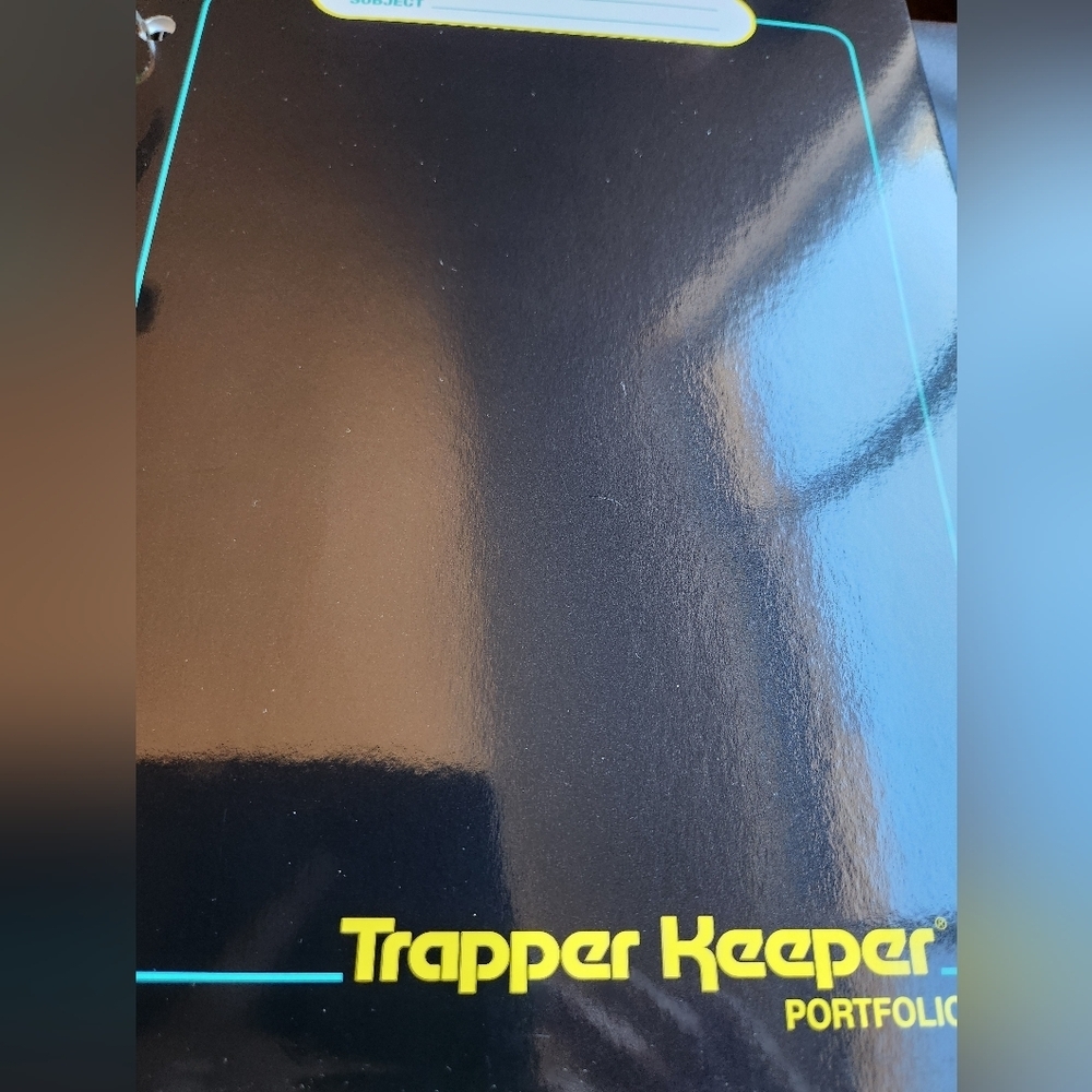 Mead Trapper Keeper Binder with Portfolios Nuclear Moon - Picture 9 of 12